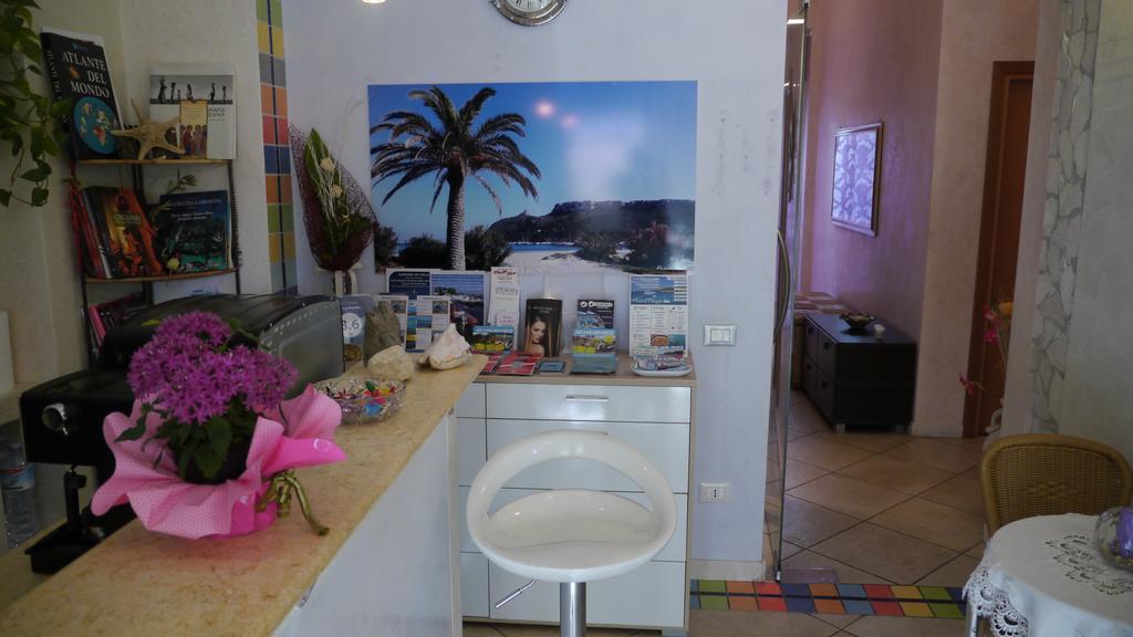 Bed and Breakfast Marina Poetto à Cagliari Extérieur photo