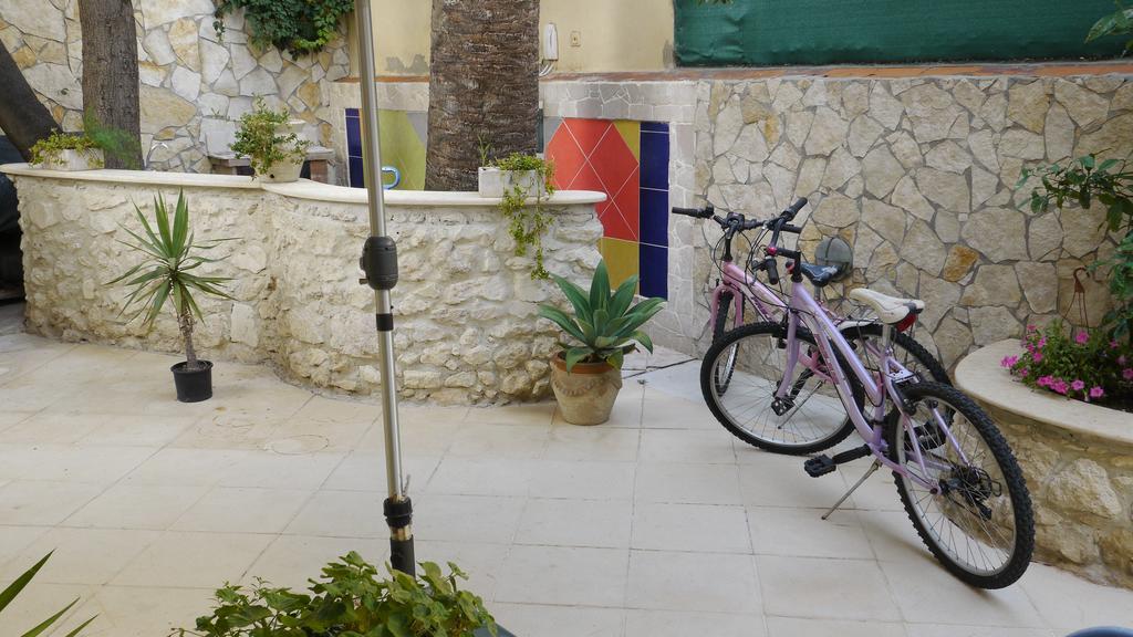 Bed and Breakfast Marina Poetto à Cagliari Extérieur photo
